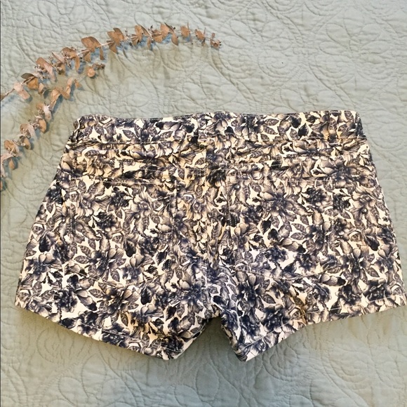 H&M Shorts - Picture 4 of 4